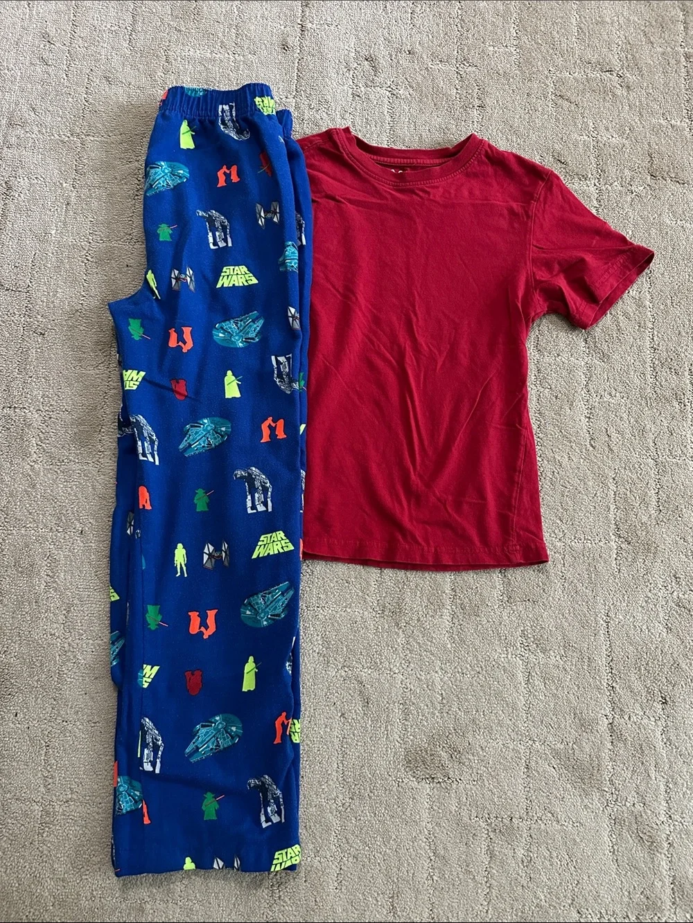 Gap Star Wars pj pant with red tee